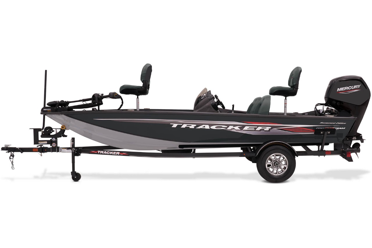 TRACKER Boats at Bass Pro and Cabela's Boating Centers